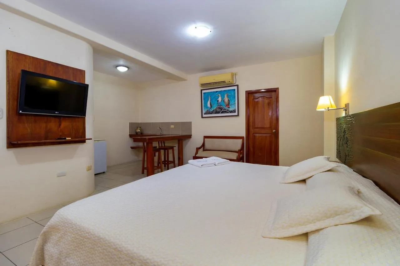 Hotel Villa Laguna Puerto Ayora