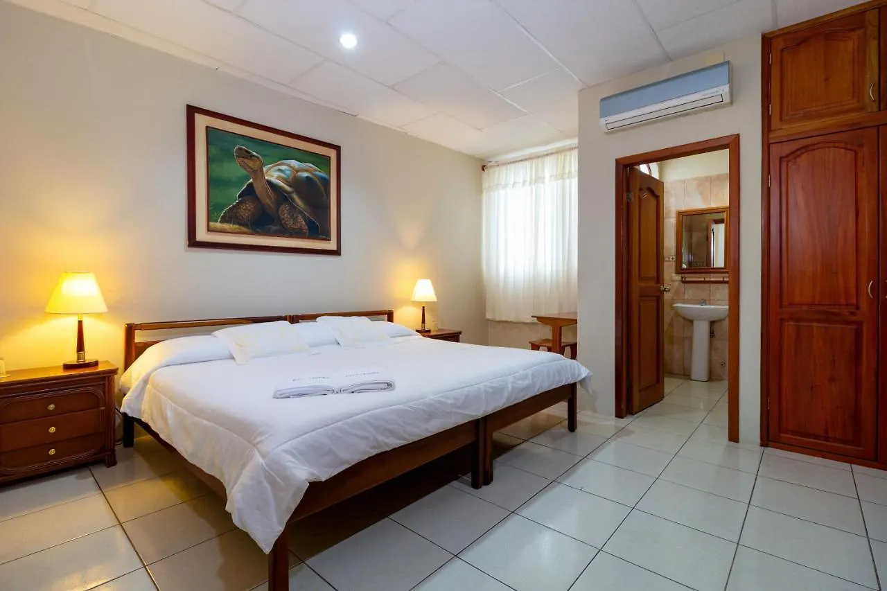 ****  Hotel Villa Laguna Puerto Ayora  Ecuador