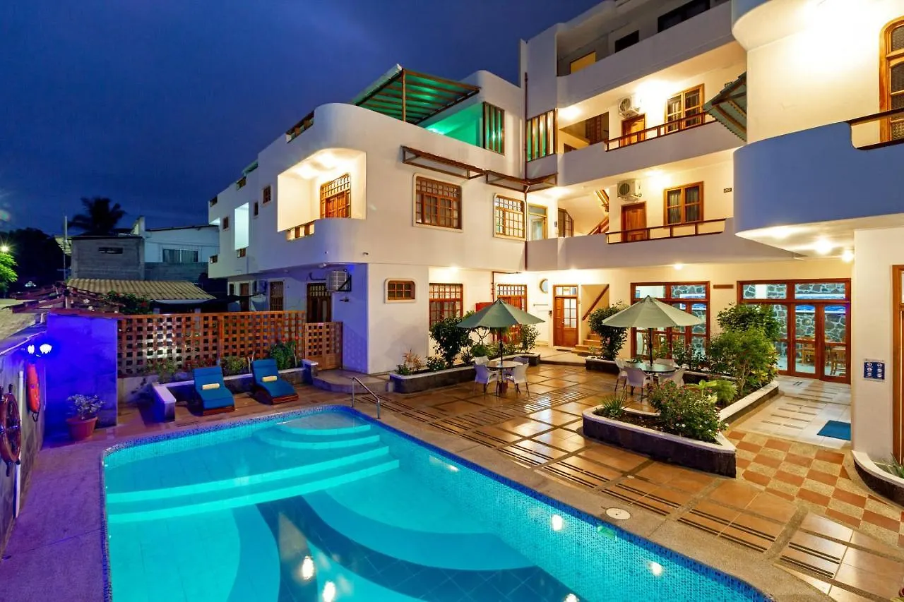 Hotel Villa Laguna Puerto Ayora