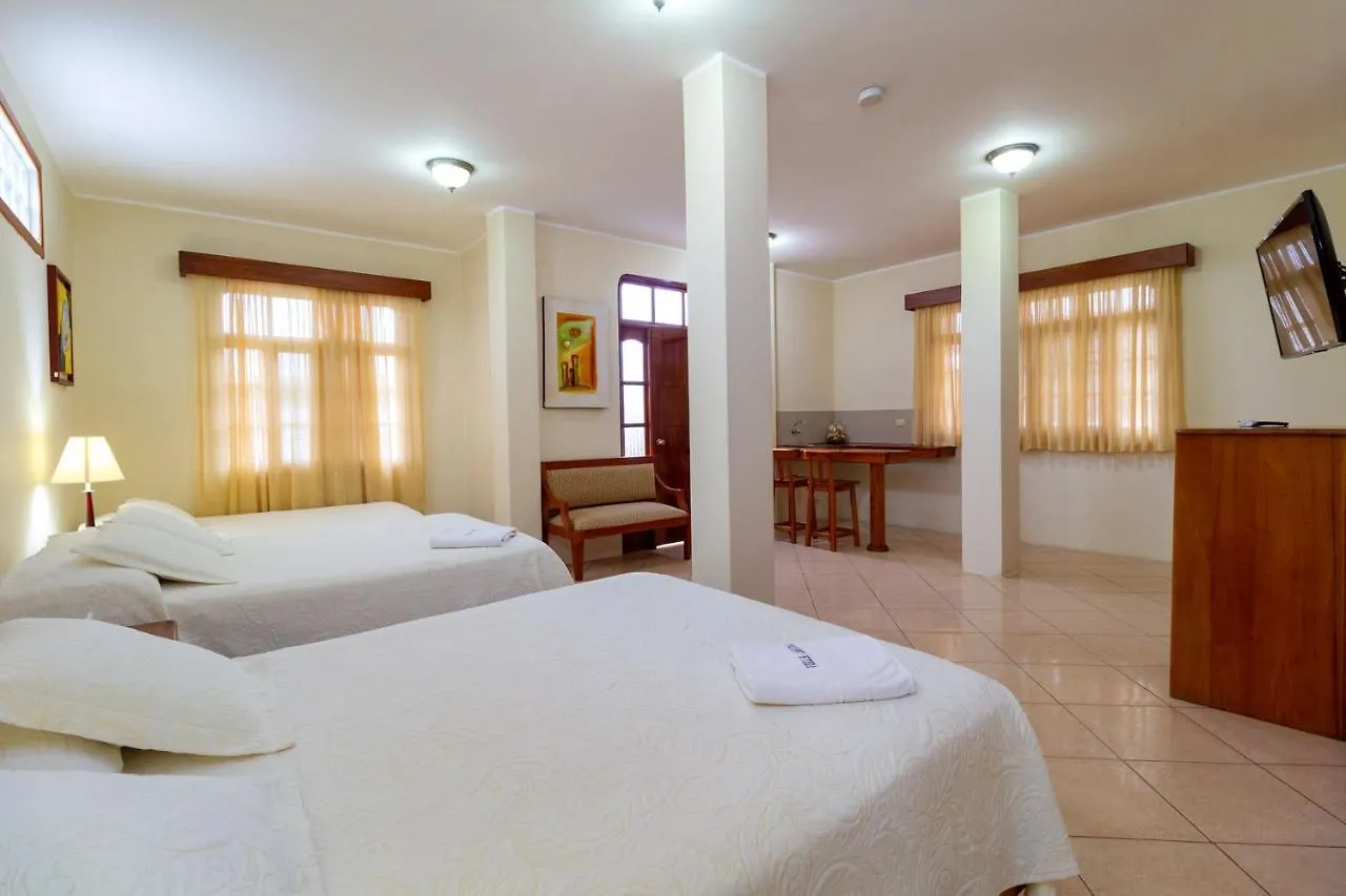 Hotel Villa Laguna Пуэрто-Айора